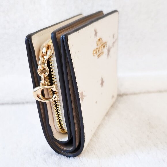 Coach White Star Pattern Bifold Wallet Gold Hardware - Picture 5 of 6